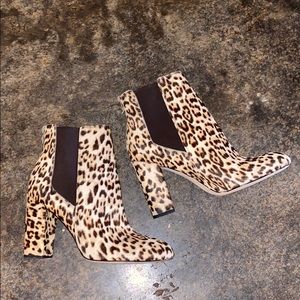 Cow hair leopard print boots size 9.5